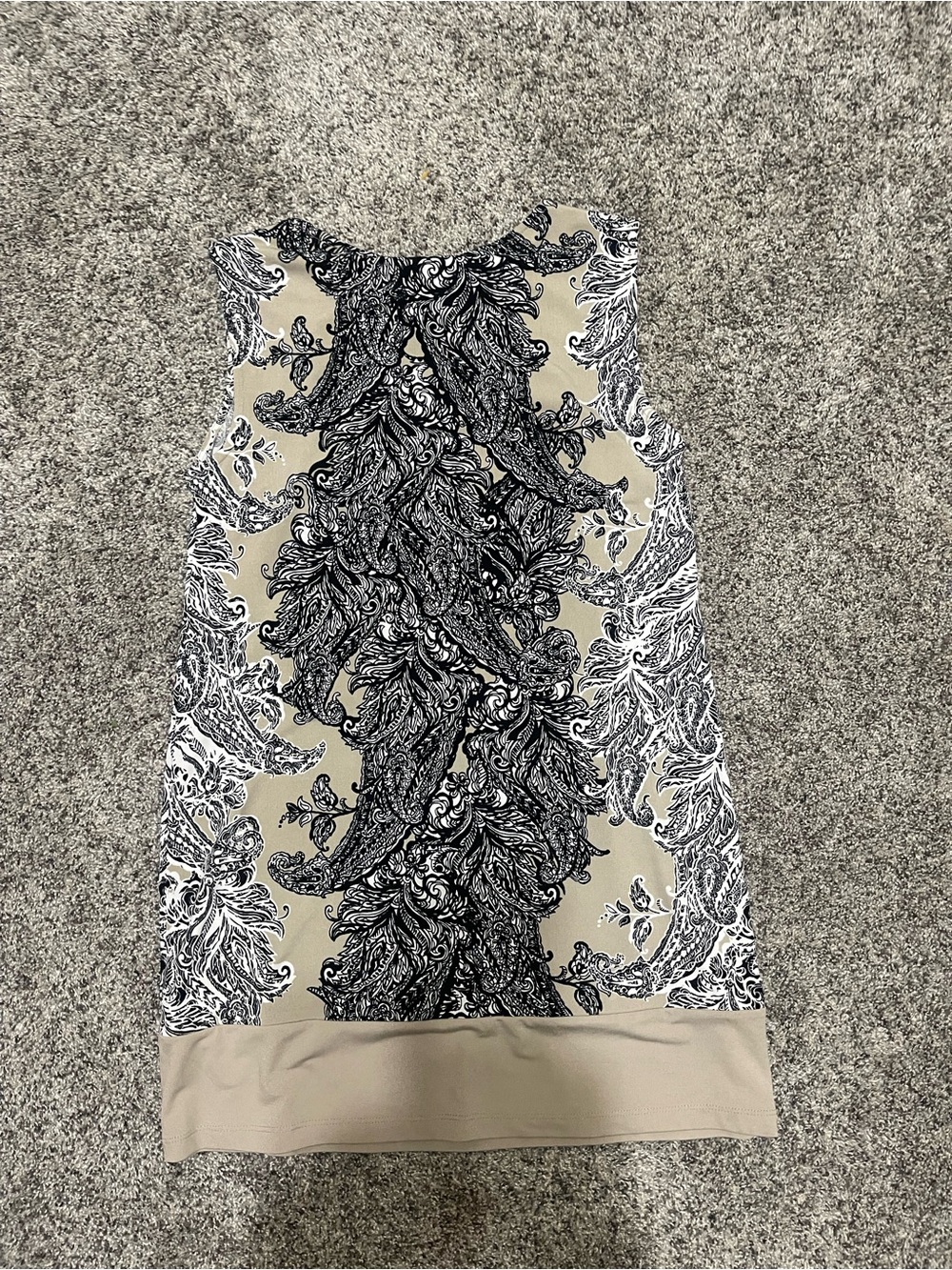 Alfani Beige and Black Paisley Print Sleeveless Tank - Picture 3 of 3